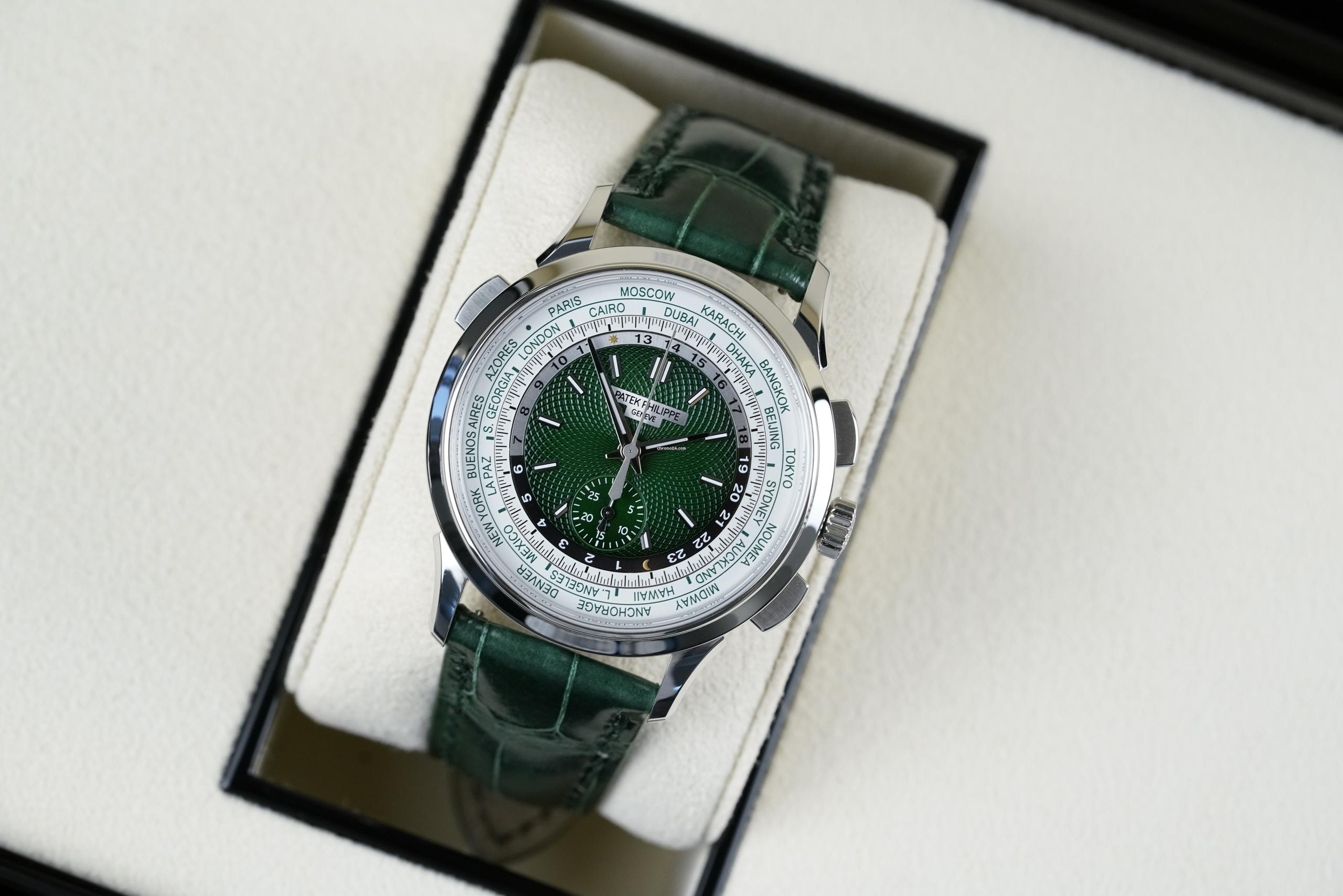 Patek Philippe World Time Chronograph Green Dial Crocodile Skin